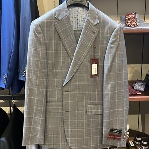 Elegant 2-Piece Gray Windowpane Suit - Modern Fit, 100% Wool